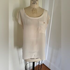 100% Silk lightweight M Top with Pocket